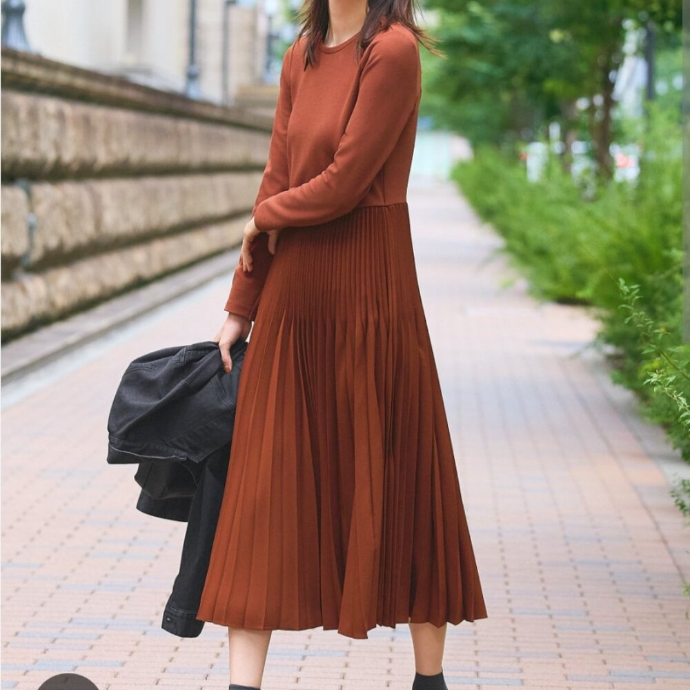 Uniqlo combination pleated dress